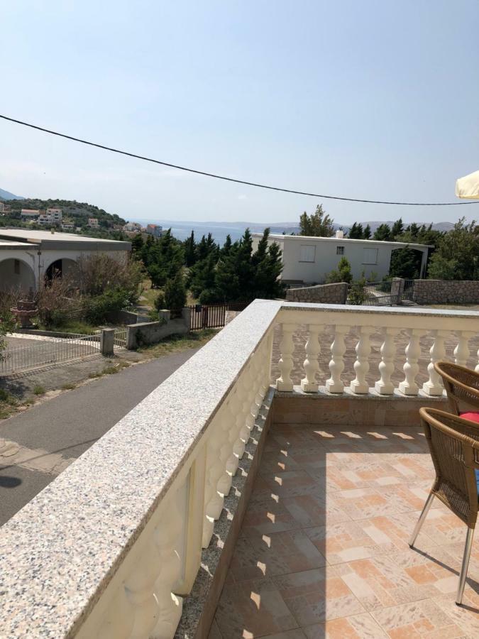 Apartmani Gabi Cesarica Exterior photo